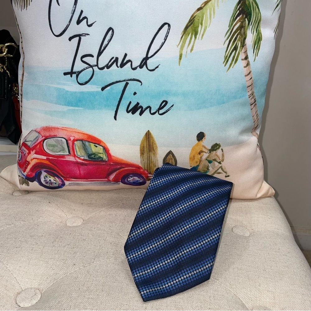 Alberto Zerra Blue/White Print Silk Tie One Size 

Excellent Condition